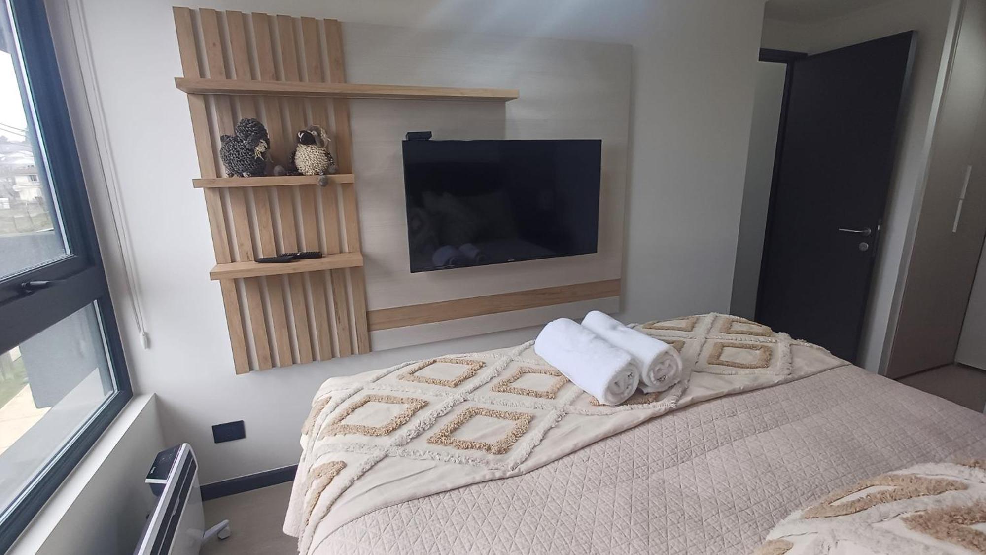 Apartamento Hom I Amplio Dpto Con Piscina Y Estacionamiento Privado *