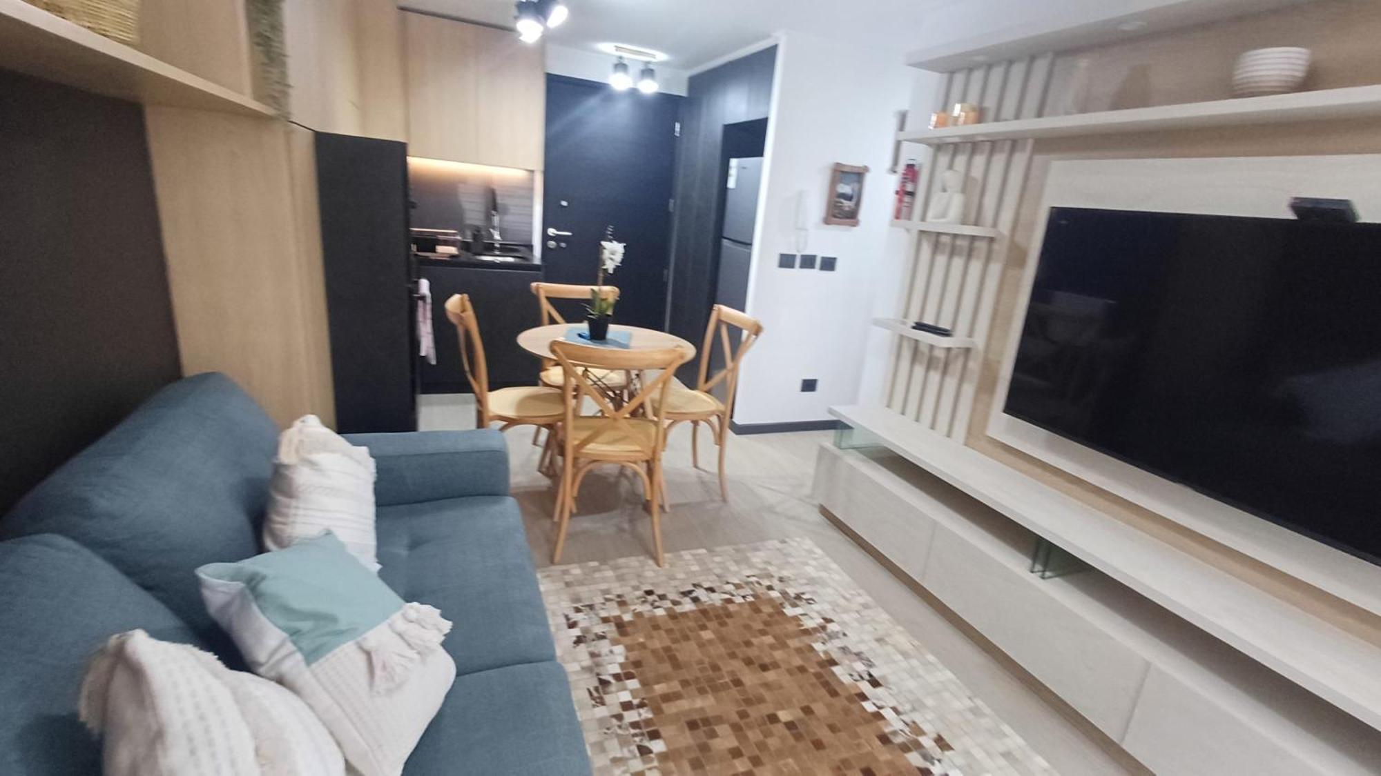 Hom I Amplio Dpto Con Piscina Y Estacionamiento Privado Puerto Varas